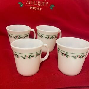Corningware Festive Holly Design Mugs - Set of 4